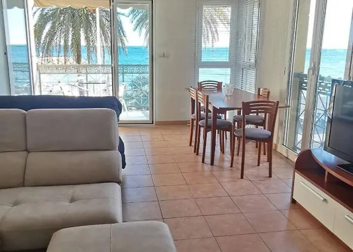 Villa Azzurra Superbe 2P Centrale Et Vu Mer
