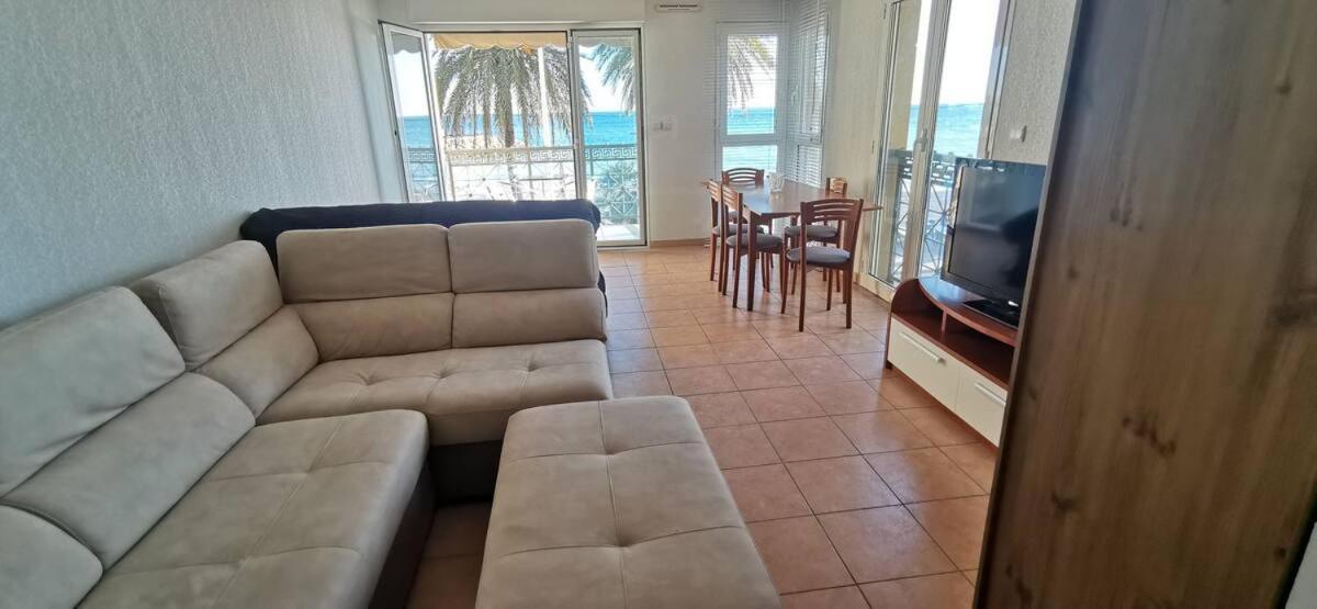 Azzurra Superbe 2p Et Vu Appartement *
