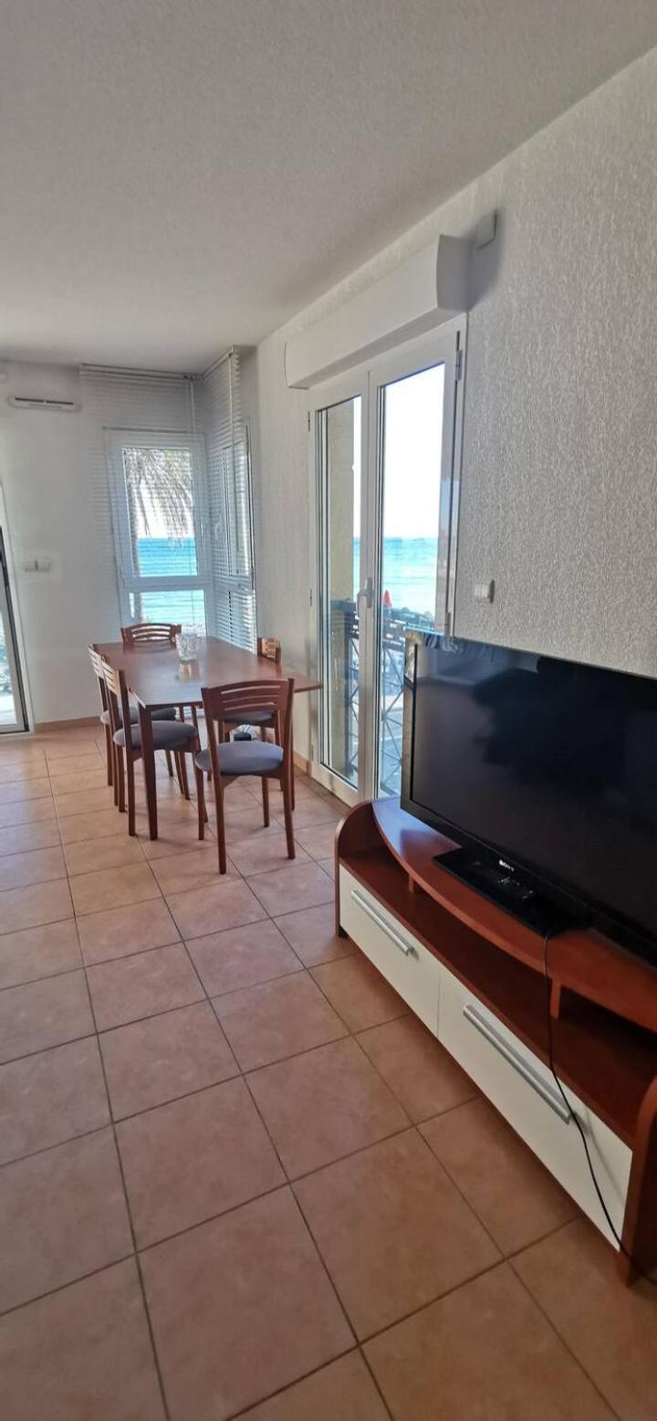 Azzurra Superbe 2p Et Vu Apartment
